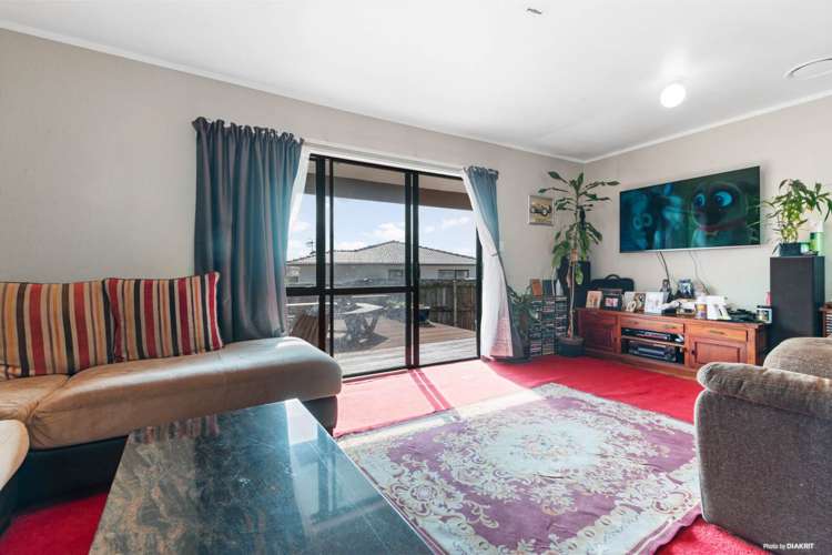 65 Charntay Avenue Clover Park_12