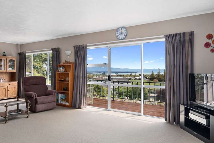 195 The Ridgeway Stoke_5