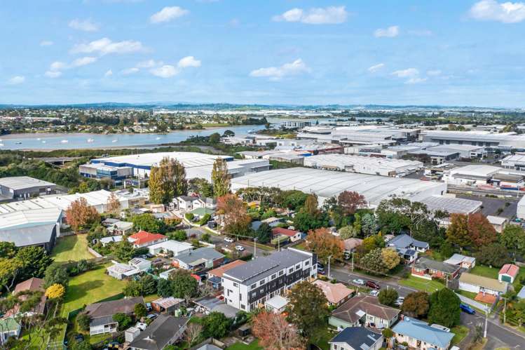 Lot 1-8/19 Matangi Road Mount Wellington_55