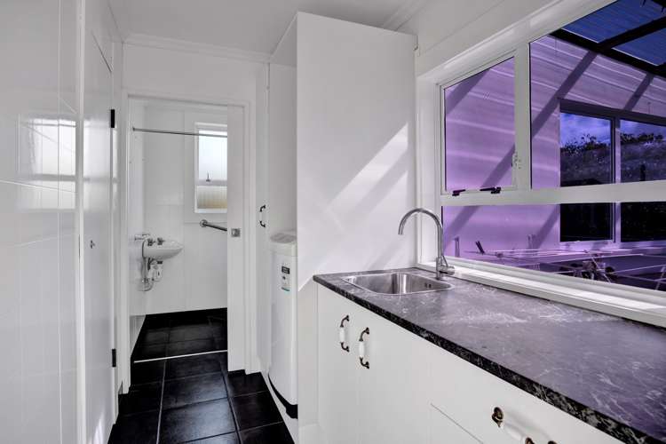 45 Wilson Street Hawera_13