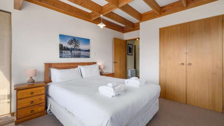 14 Mulberry Lane Wanaka_11