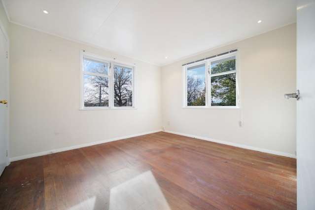 6 Greenslade Crescent 10887_3