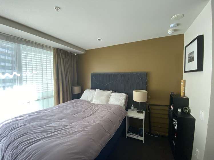 1205/10 Waterloo Quadrant City Centre_3