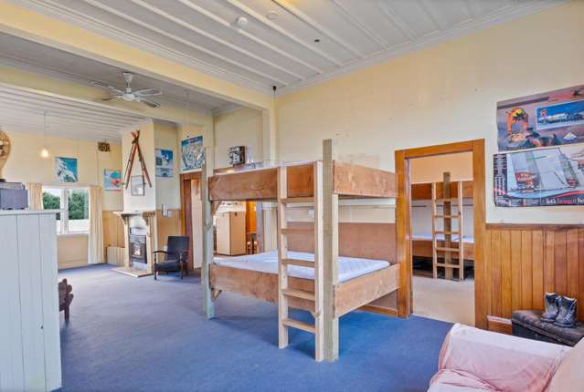 37 Thames Street Ohakune_4