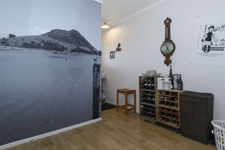 21a Cooneys Drive Matua_12