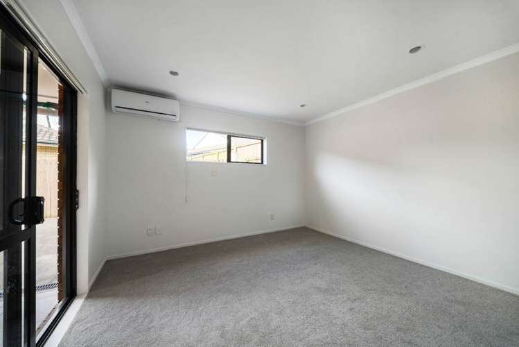 8 Carisbrook Crescent Papakura_10