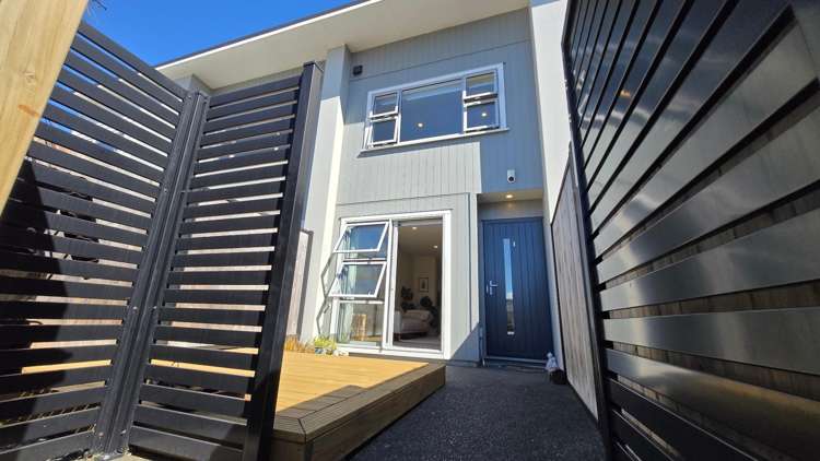  5 Mcgrath Way Taitā_1