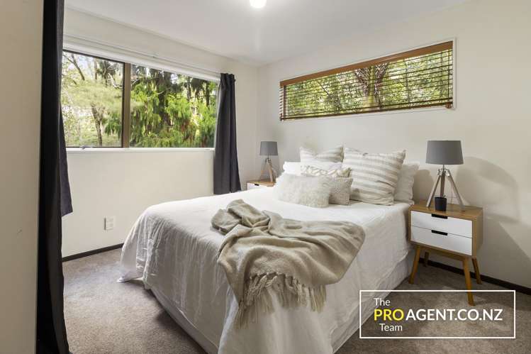 196 Godley Road Titirangi_13