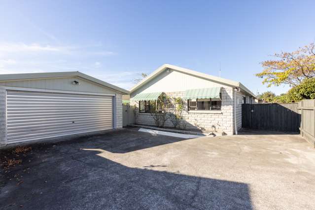 2/64 Guppy Road Greenmeadows_2