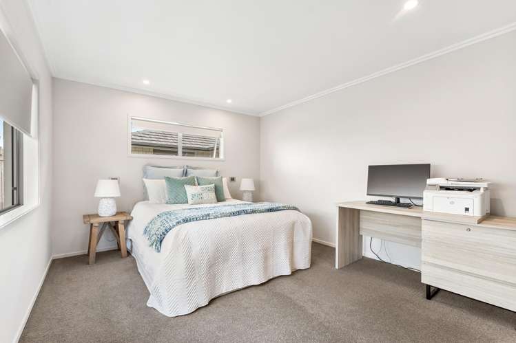 7 Laurie Street Red Beach_18