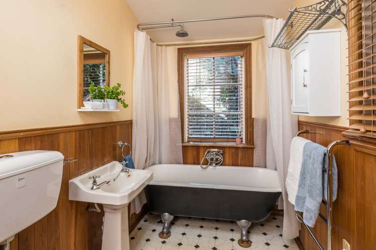 41 Patanga Crescent Thorndon_10