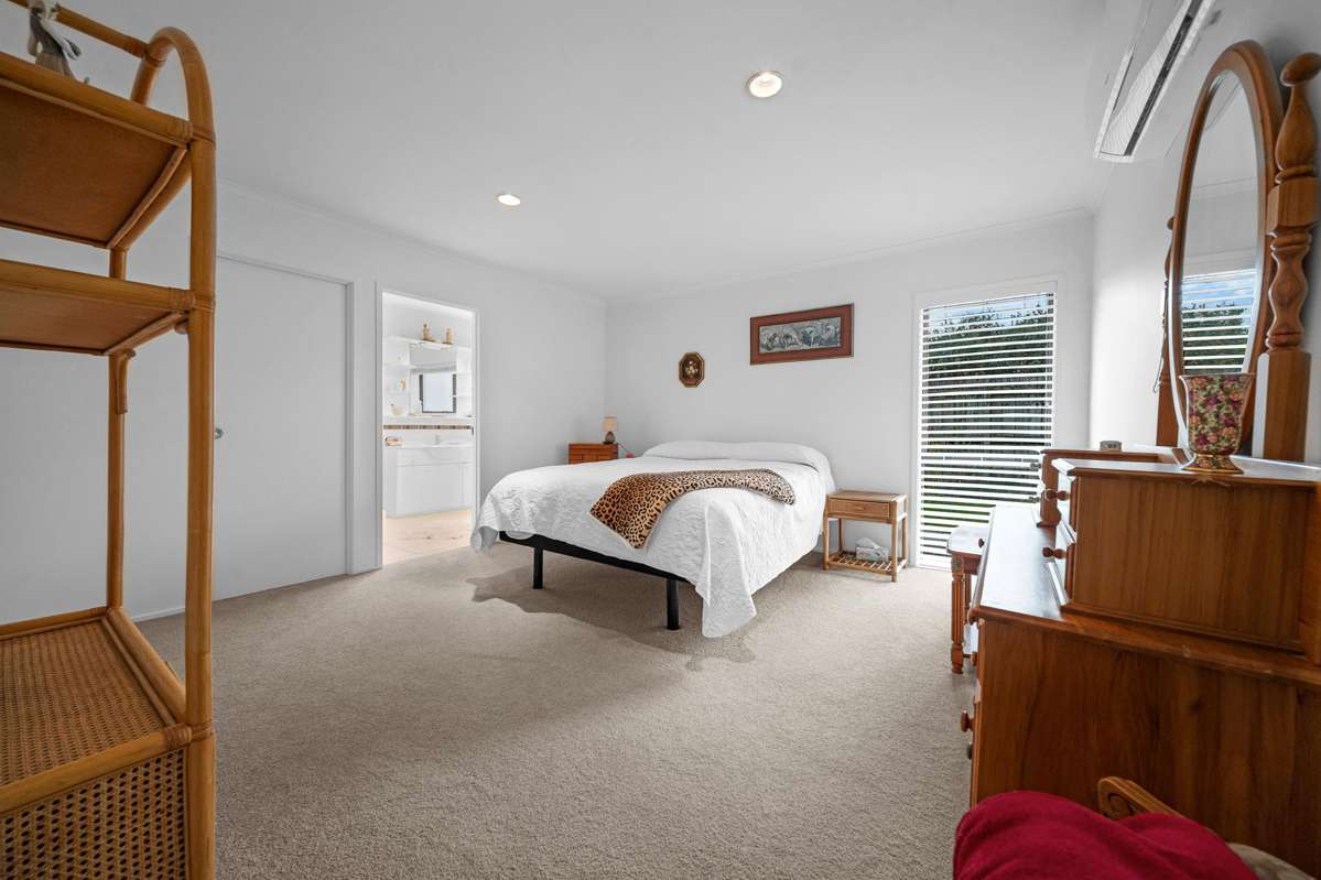 120 Walter Strevens Drive_5