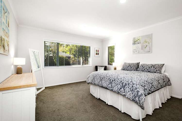 175 Woodman Drive Tawa_17