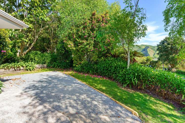 61 Kakariki Grove Waikanae_13
