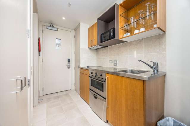 414/85 Customs Street West Auckland Central_4