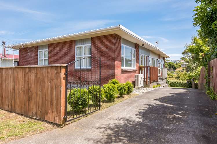 31a Oswald Crescent Paparangi_8