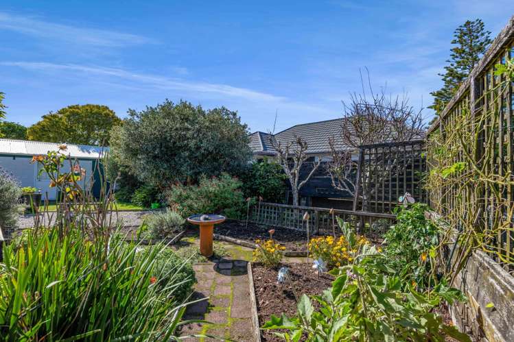 125 Seaview Road Westown_30