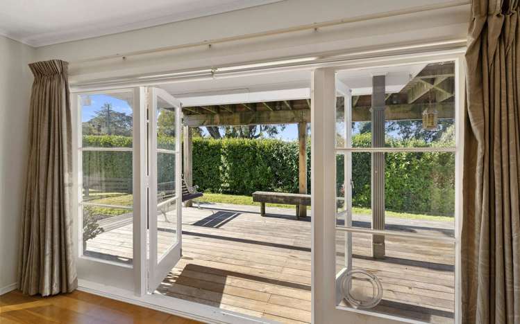 128 Tiroroa Avenue Te Atatu South_5