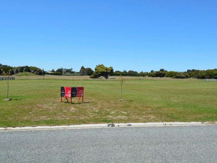 21 Ferngrove Way Otatara_1