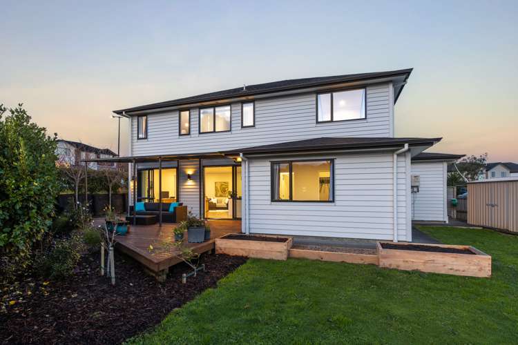 39 Syd Grant Crescent Orewa_7
