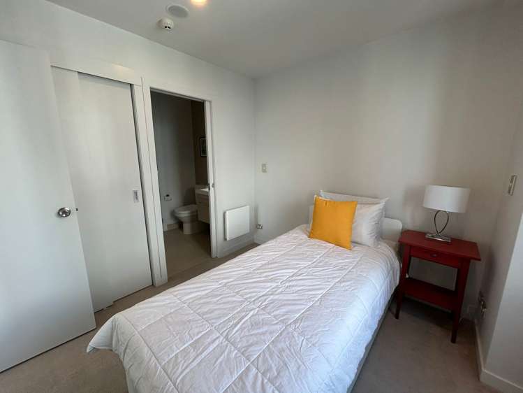 1602/75 Victoria Street West City Centre_4