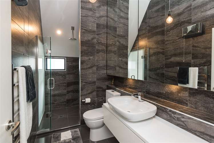 2/7 Peacock Street Christchurch Central_16