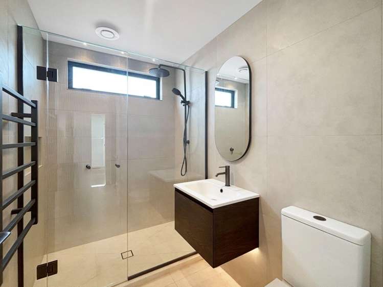 12A Claxton Pl Saint Martins_13