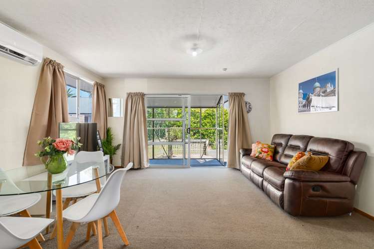 2/9 Maxwell Street Riccarton_5