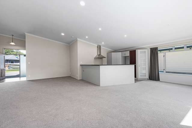 2 Lakemere Way Kinloch_4