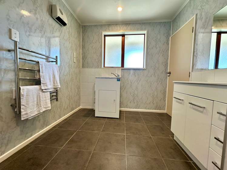 4 Douglas Street Balclutha_11