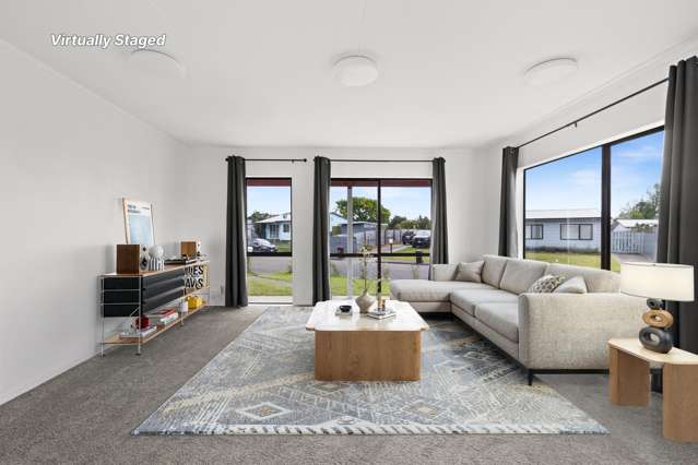 3 Holmes Place Flaxmere_2