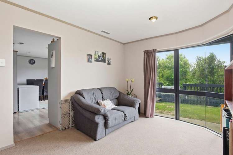 2/18 Sailmaker Close Whitby_6