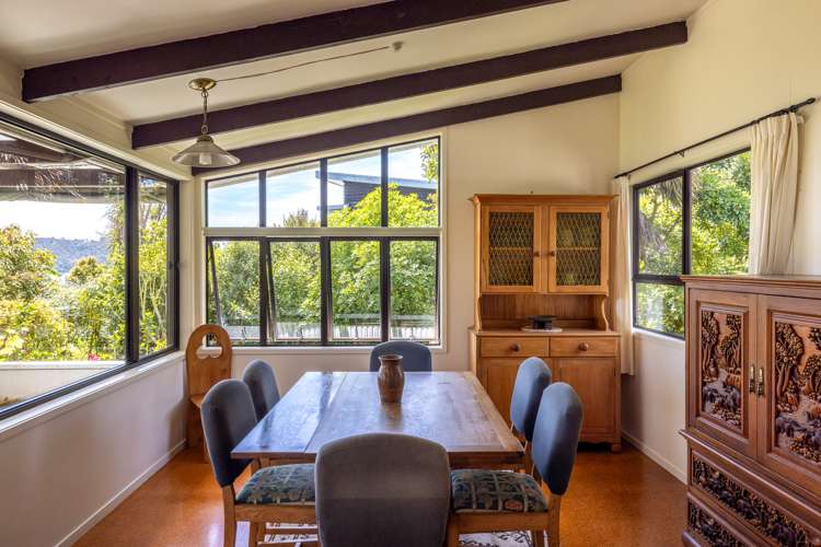 18 Esslin Road Surfdale_16