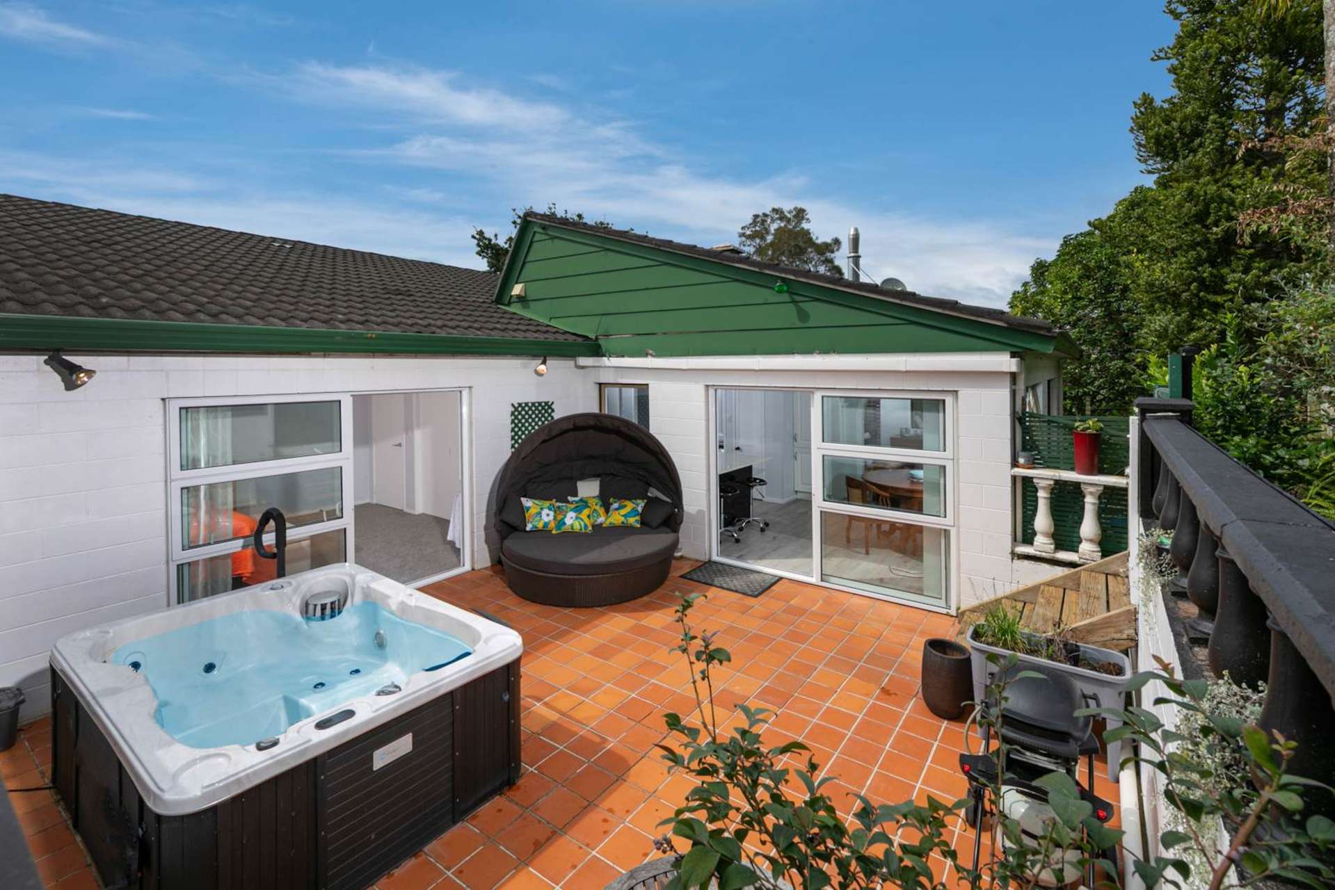 1/64 Carlisle Road Browns Bay_0