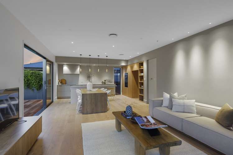 69 Tomes Road Saint Albans_11