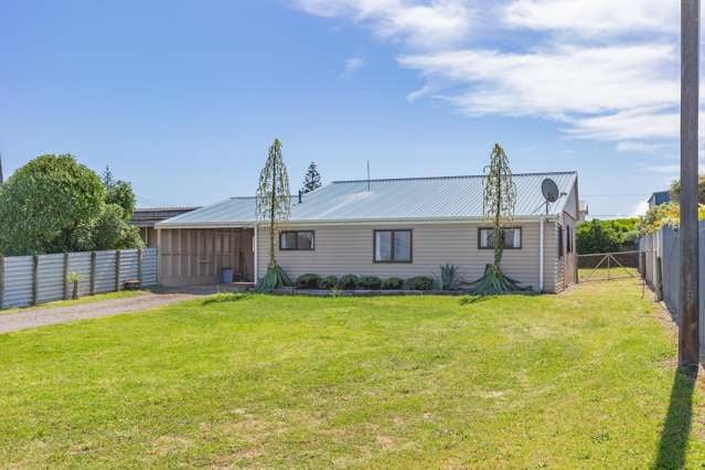 22 Rangitane Street Himatangi Beach_1