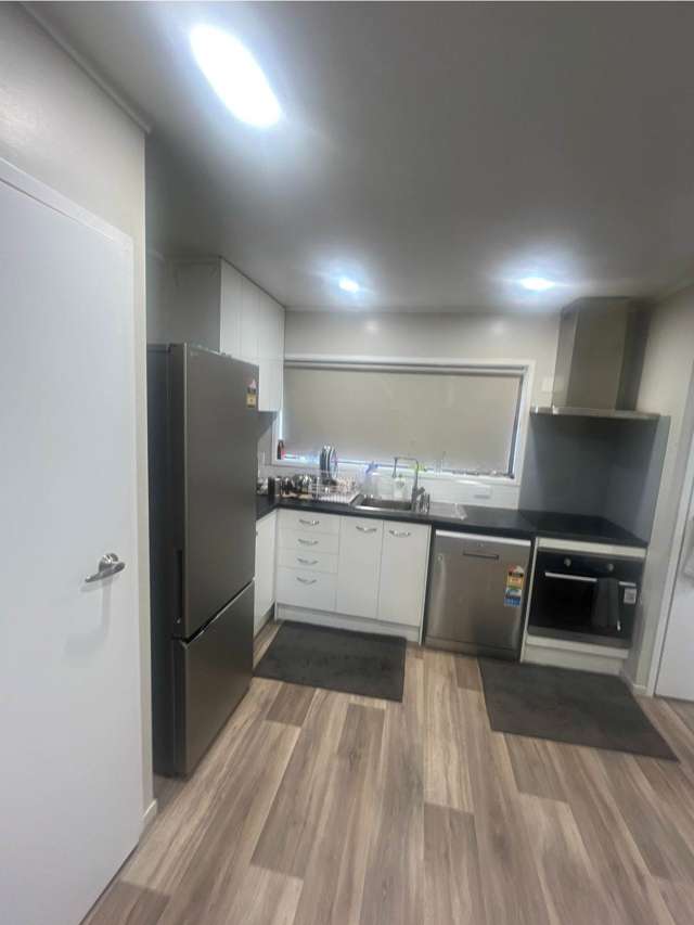 2/68 Victoria Road Papatoetoe_1