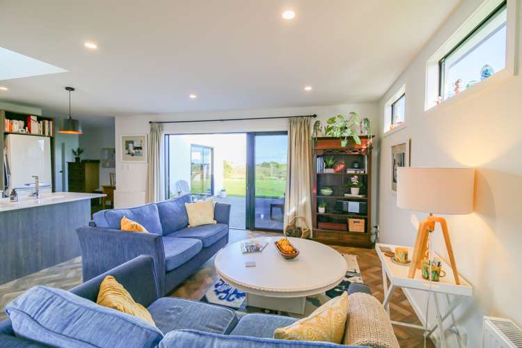 28 Golf Vue Place Castlecliff_3