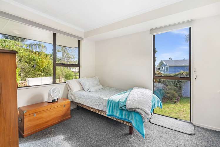 98 Fairway Drive Te Kamo_13