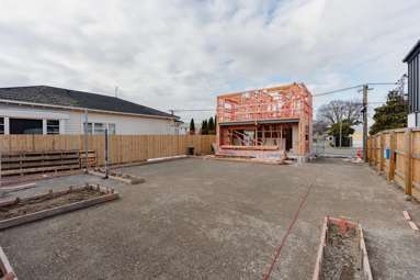 33 Cleveland Street_3