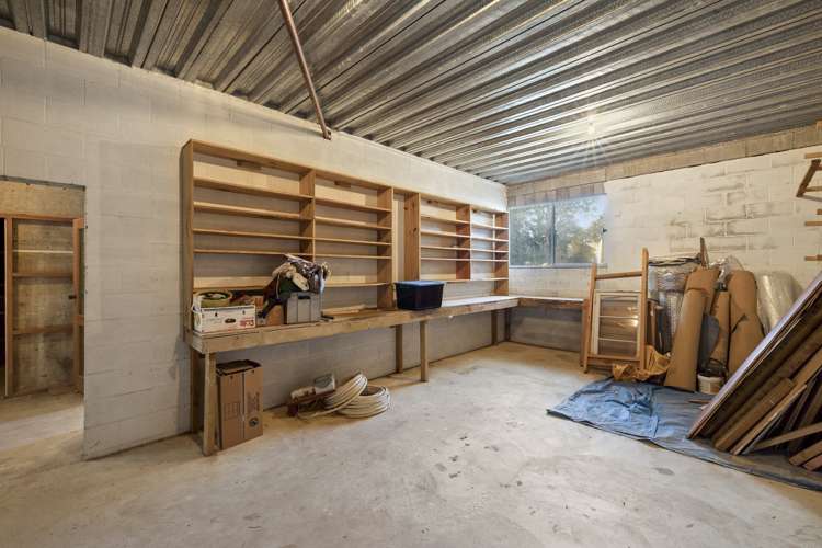 10a Burns Street Westown_19