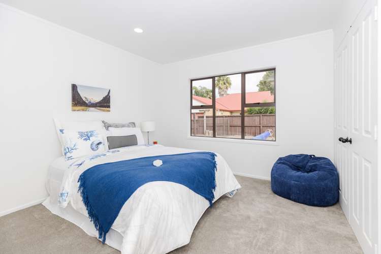 17 Chesterfield Place Rototuna_12