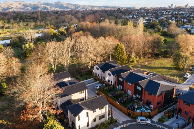 3/9 Matata Place Richmond_12