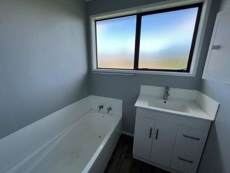 14 Arodella Crescent Ranui_9