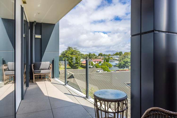 57/8 Thompson Park Road Mount Wellington_11