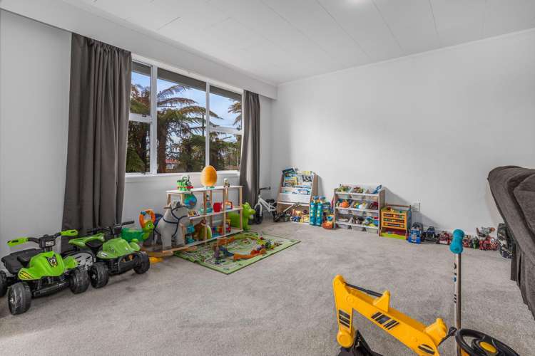 13 Bowen Street Levin_13