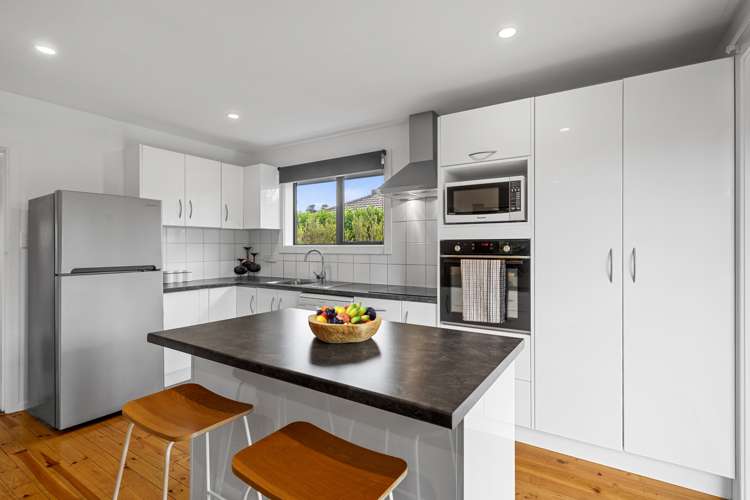 53 Leicester Crescent Hoon Hay_3