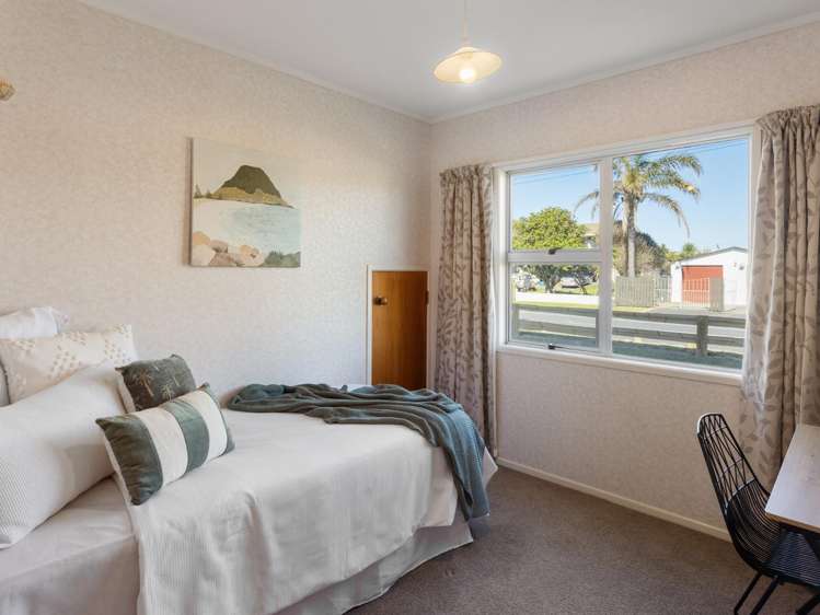 1285 Papamoa Beach Road Papamoa_11