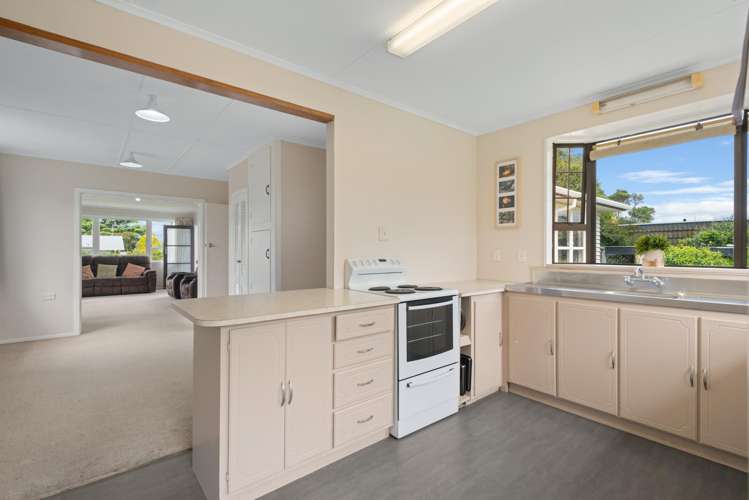 5 Linton Crescent Matua_5