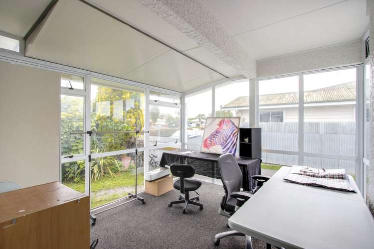 288 Kennedy Road Onekawa_13